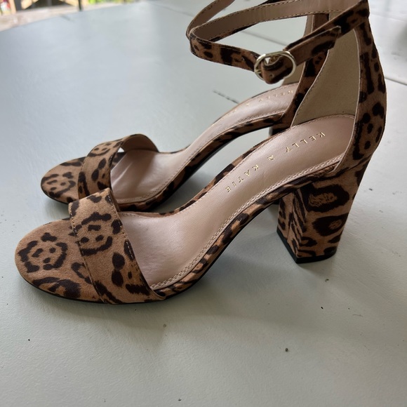 Kelly and Katie - Hailee Heel Brown Leopard Print Faux Leather Ankle Strap 8.5 - Picture 9 of 13